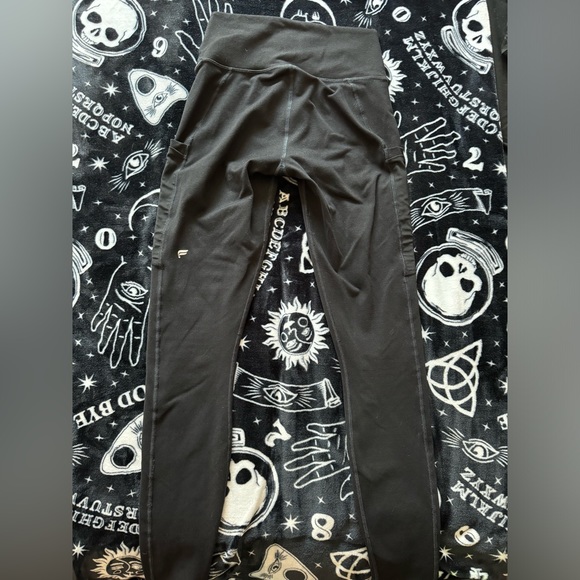 Fabletics Powerhold Leggings - Picture 2 of 3